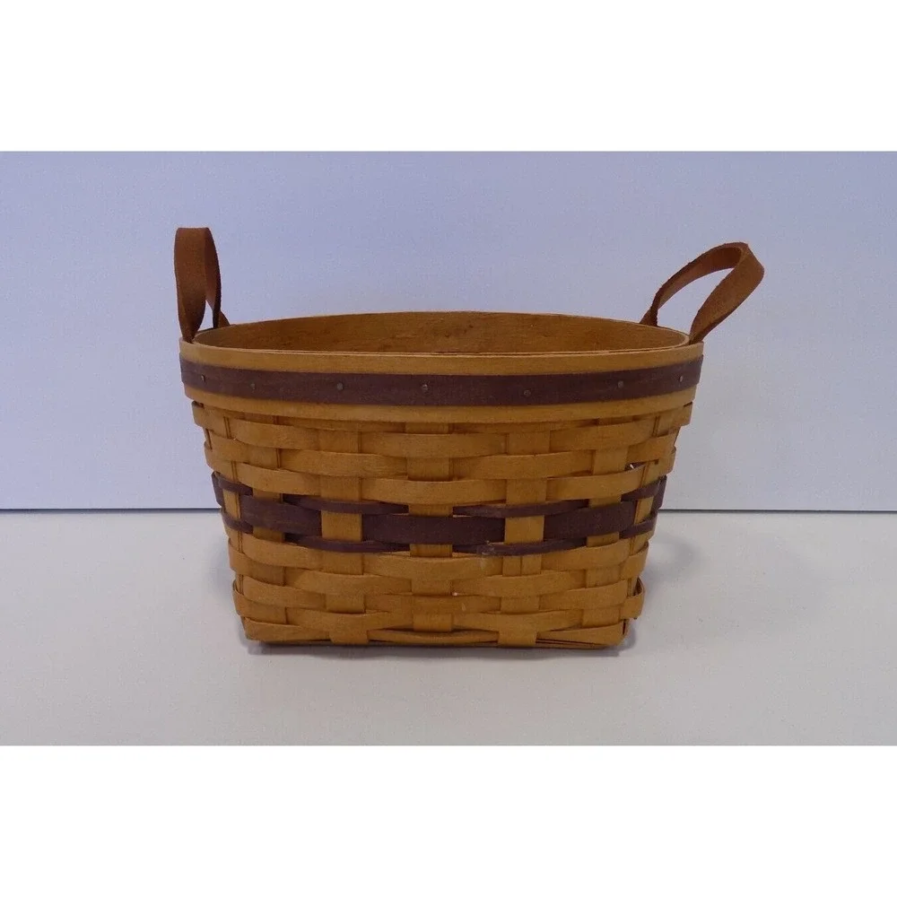 May Series Petunia Basket w/ Plastic Protector 1997 Longaberger - Purple Slats
